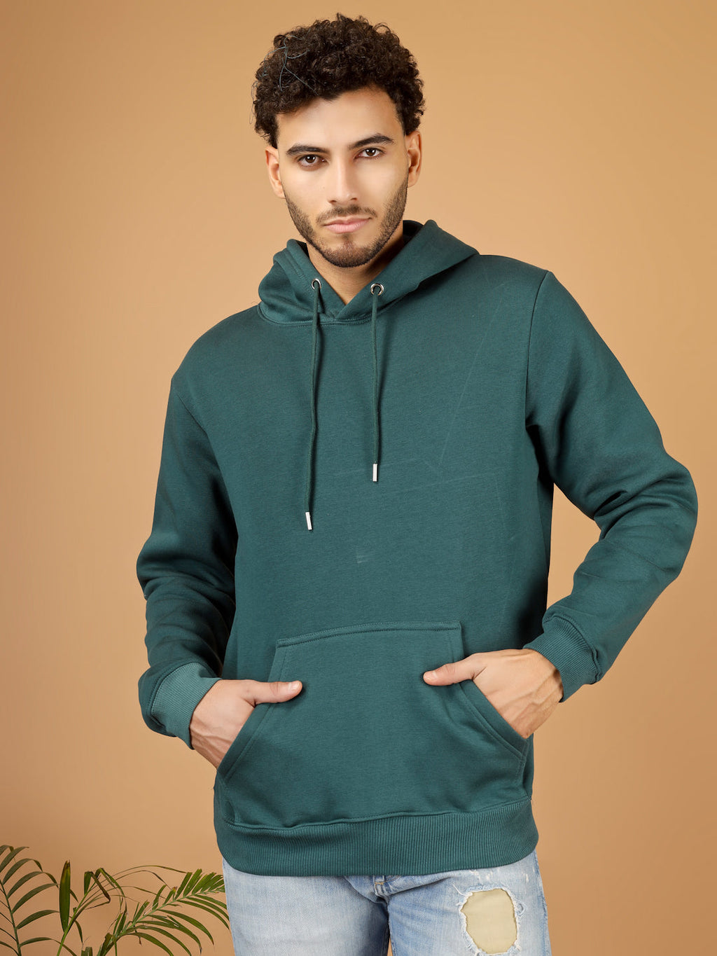 Solid Winter Hoodie – Men | Warm & Stylish Pullover Sweatshirt