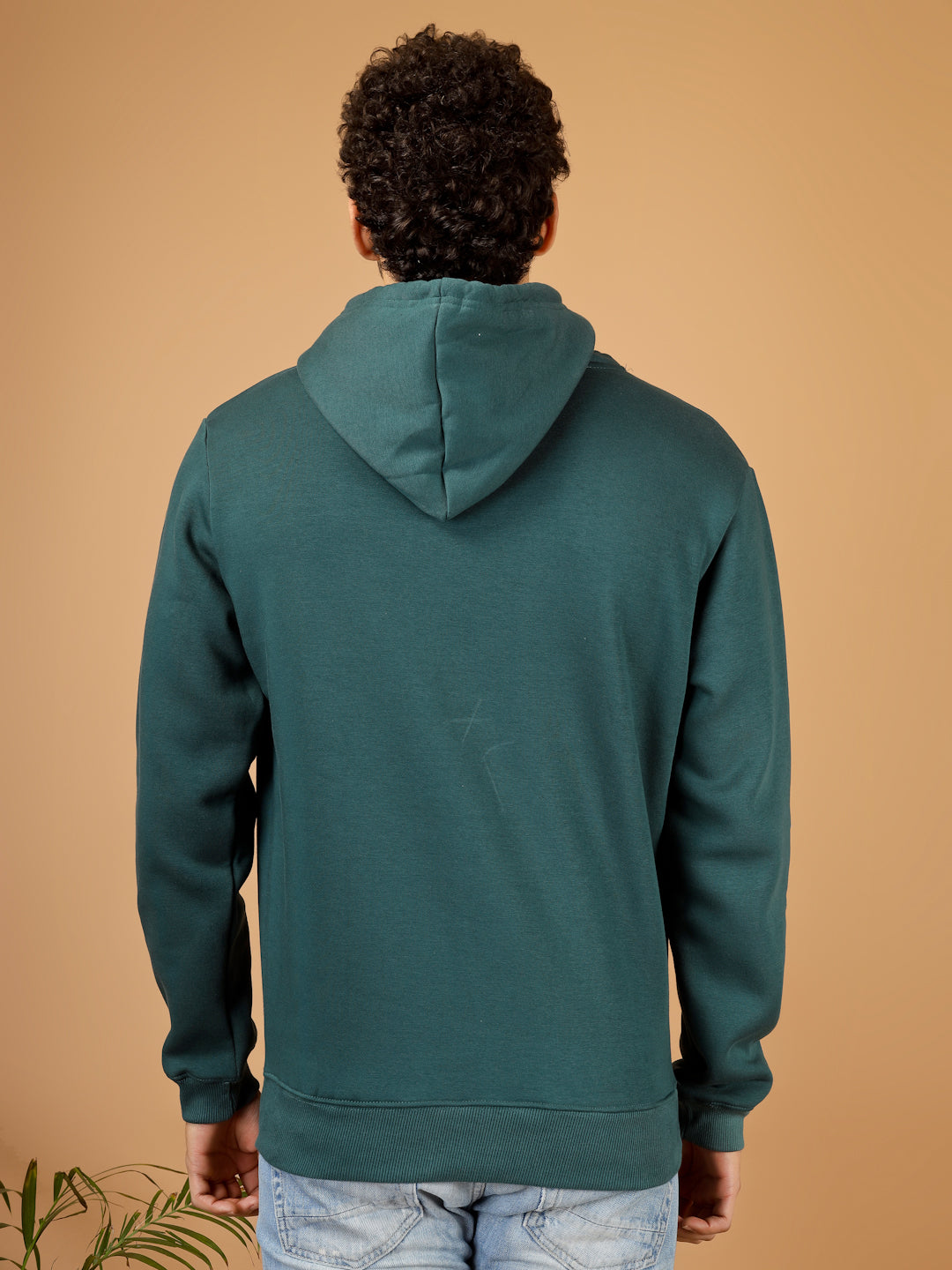 Solid Winter Hoodie – Men | Warm & Stylish Pullover Sweatshirt