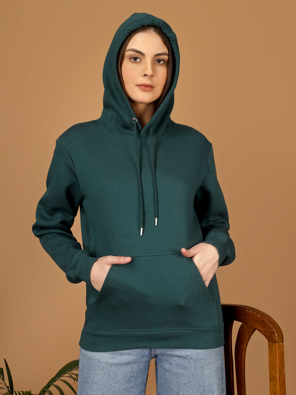 Solid Winter Hoodie – Women | Warm & Stylish Pullover Sweatshirt