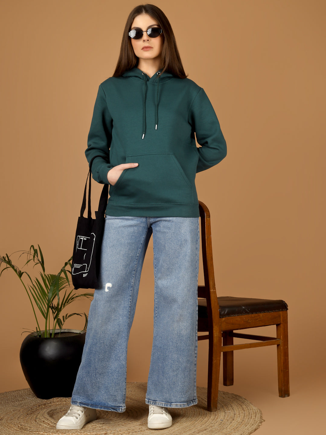Solid Winter Hoodie – Women | Warm & Stylish Pullover Sweatshirt